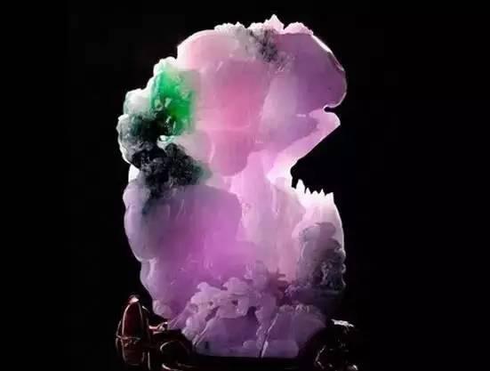 
                为什么翡翠沾紫色价值就高
   第2张