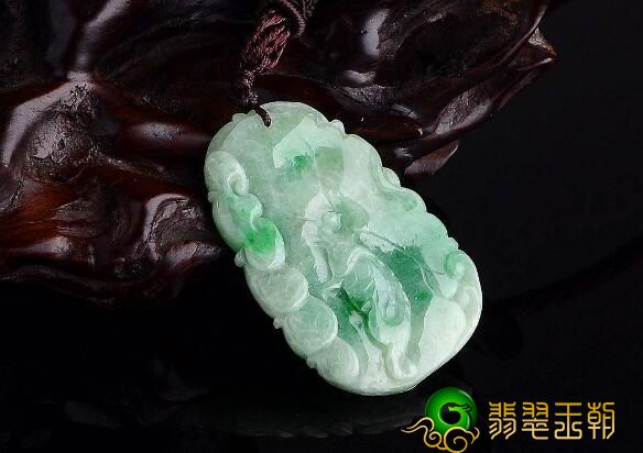 老坑翡翠挂件爱护保养是很重要的，得到好的翡翠就必然要这样做   第1张
