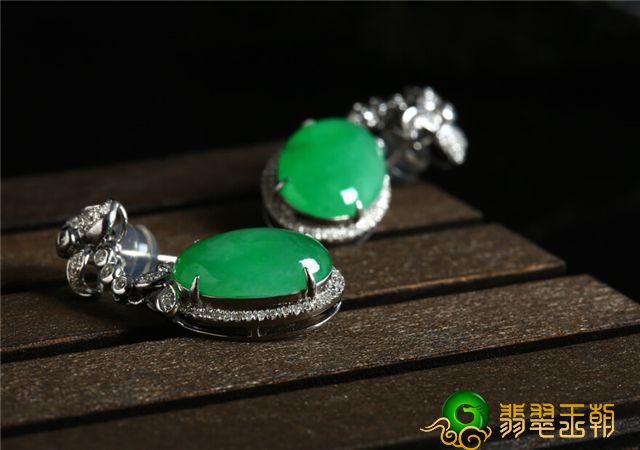 怎样评定翡翠？来源于行话的实践经验你迫不得已看！   第3张