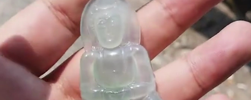 佩戴观音吊坠的禁忌 观音吊坠什么样的人适合戴？戴观音的讲究有哪些？   第2张