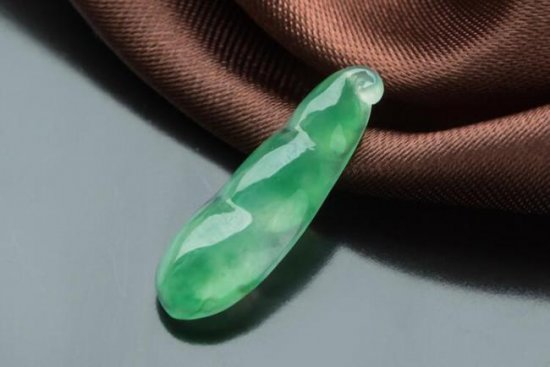 一个好的翡翠成品，不仅品质要高，还要有独特的创意   第2张