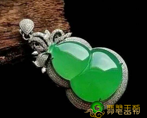 翡翠嵌入扉页的优优势与劣势 翡翠嵌入扉页怎么样 