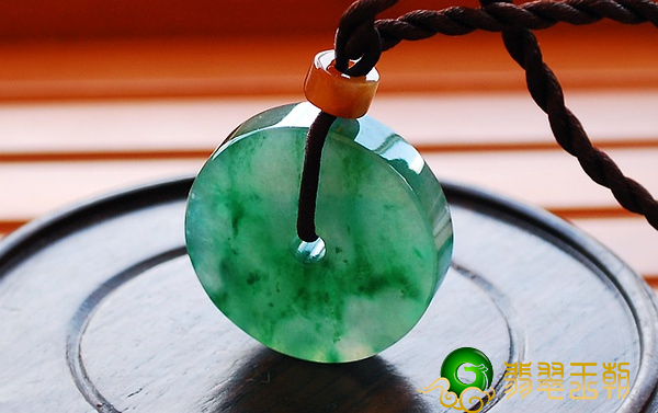 在购买翡翠的另外应当留意的是啥？对对对就是这个！（二）   第2张