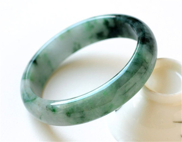 豆种翡翠价格高吗？为你带来详细解说！(图文)   第2张