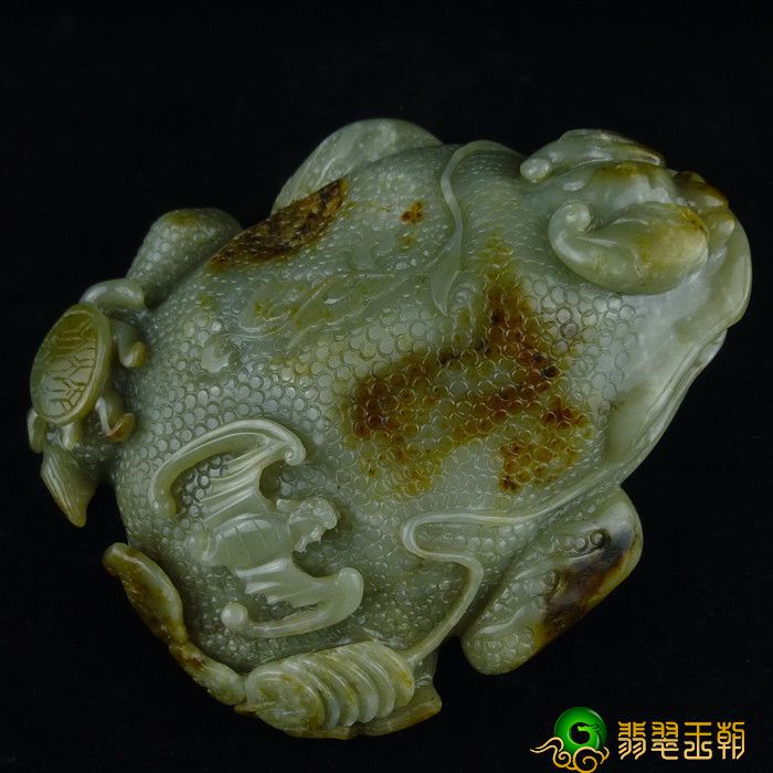 新疆和田玉三足金蟾摆饰的喻意，及其放置忌讳有什么   第3张