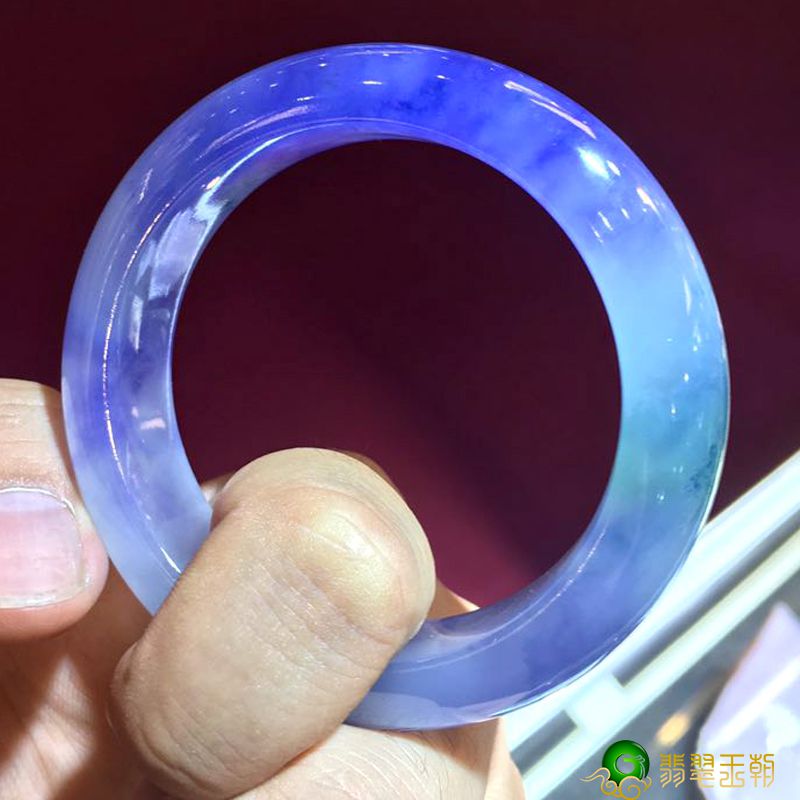 翡翠手镯的寓意是什么，佩戴翡翠手镯的好处   第3张