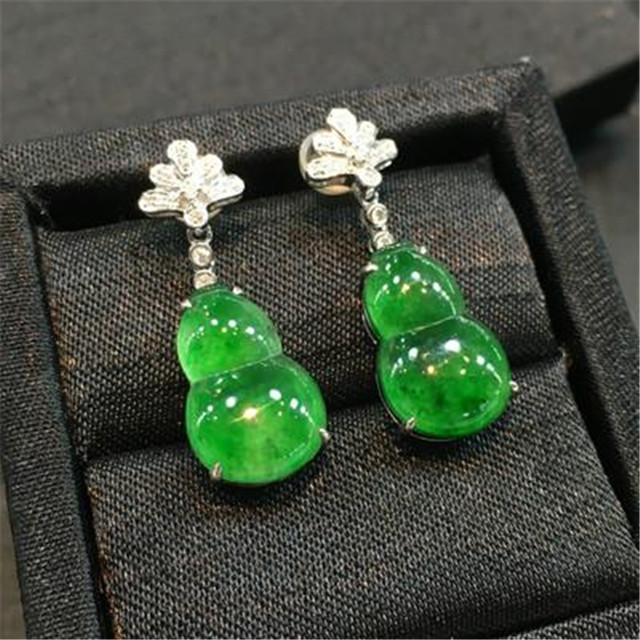 翡翠颜色贵还是种水贵？不知道没关系，我来告诉你！(图文)   第1张