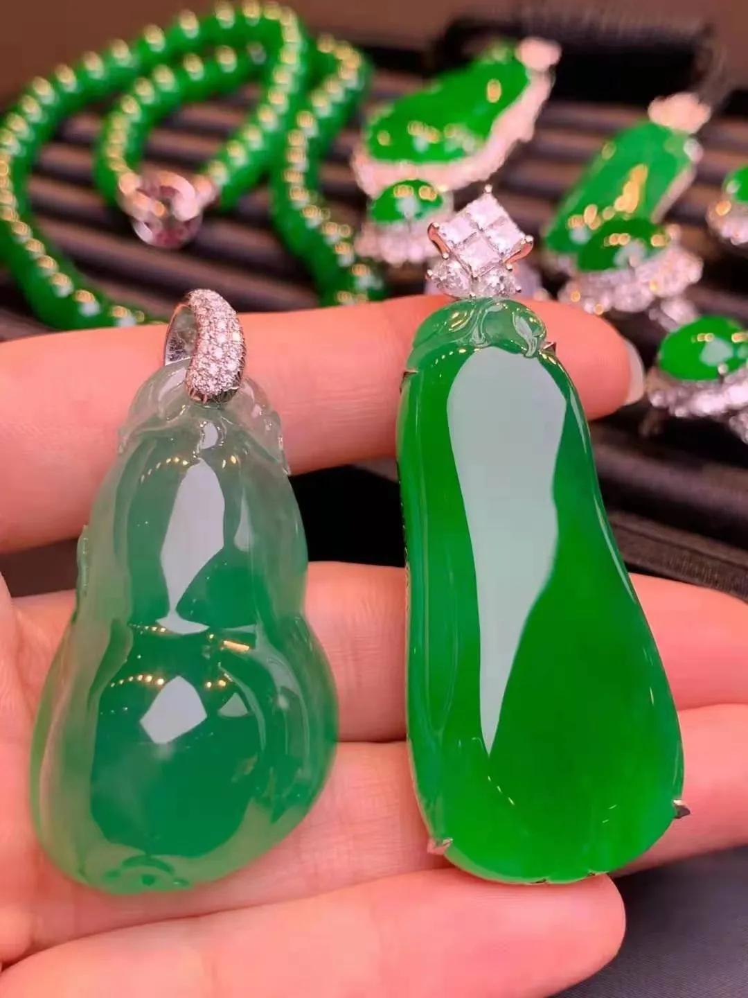 
                这些常见的翡翠小知识，爱翡翠的你该了解些
   第1张