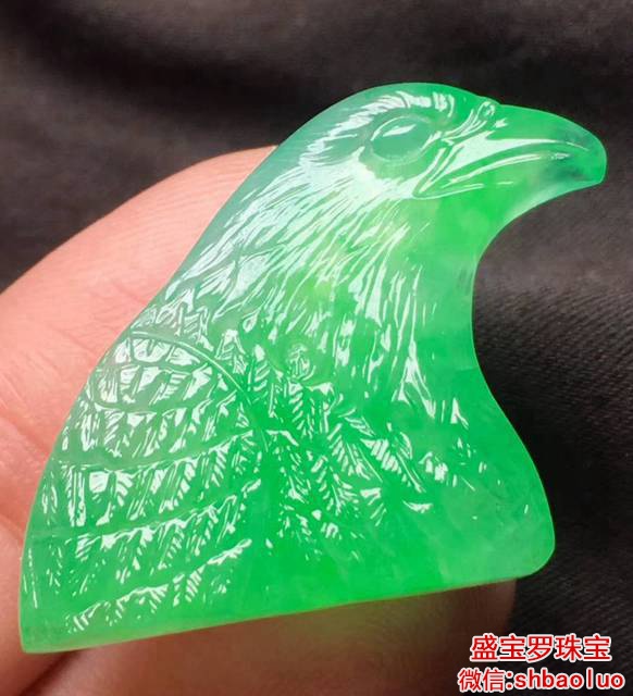 阳绿翡翠价钱一般多少钱   第4张