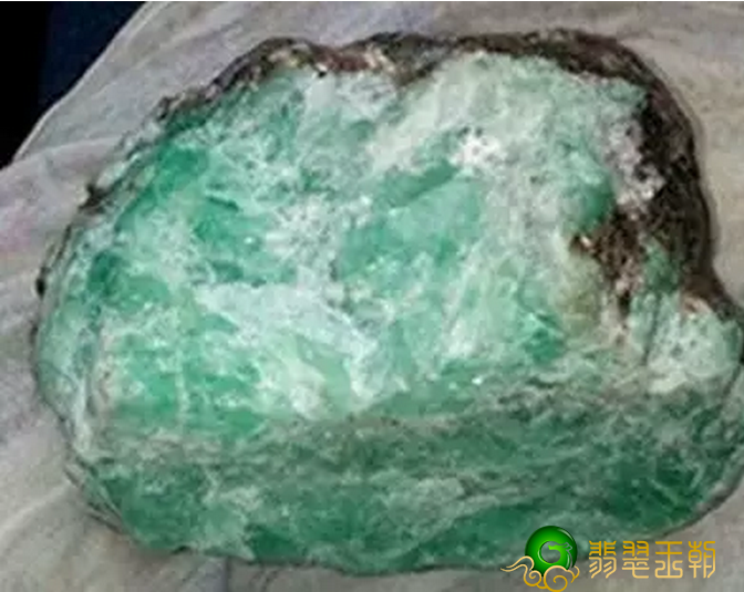 翡翠的原产地在哪儿 最好是的翡翠原产地   第5张