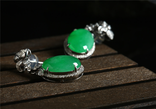 缅甸翡翠颜色有几种?这篇文章帮你整理好了! 第2张