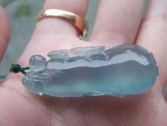 翡翠价格走势，看完你还持观望吗？   第2张