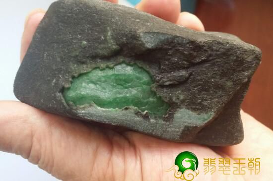 翡翠原石在家怎么打磨?翡翠是怎么打磨抛光？   第2张