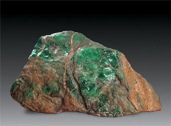 哪里有翡翠原石出售？原石质量怎么样？   第1张