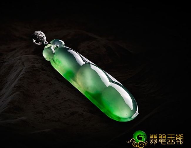 戴四季豆翡翠的喻意是啥 翡翠四季豆合适什么人配戴 