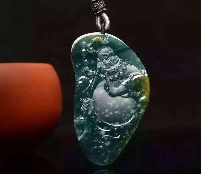 古之谦谦君子必佩玉，男人为什么要戴银？戴银怎么样？   第2张