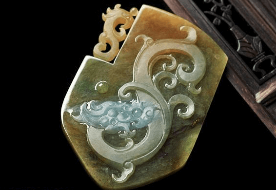 翡翠不只有绿色,褐色的翡翠值钱吗? 第1张