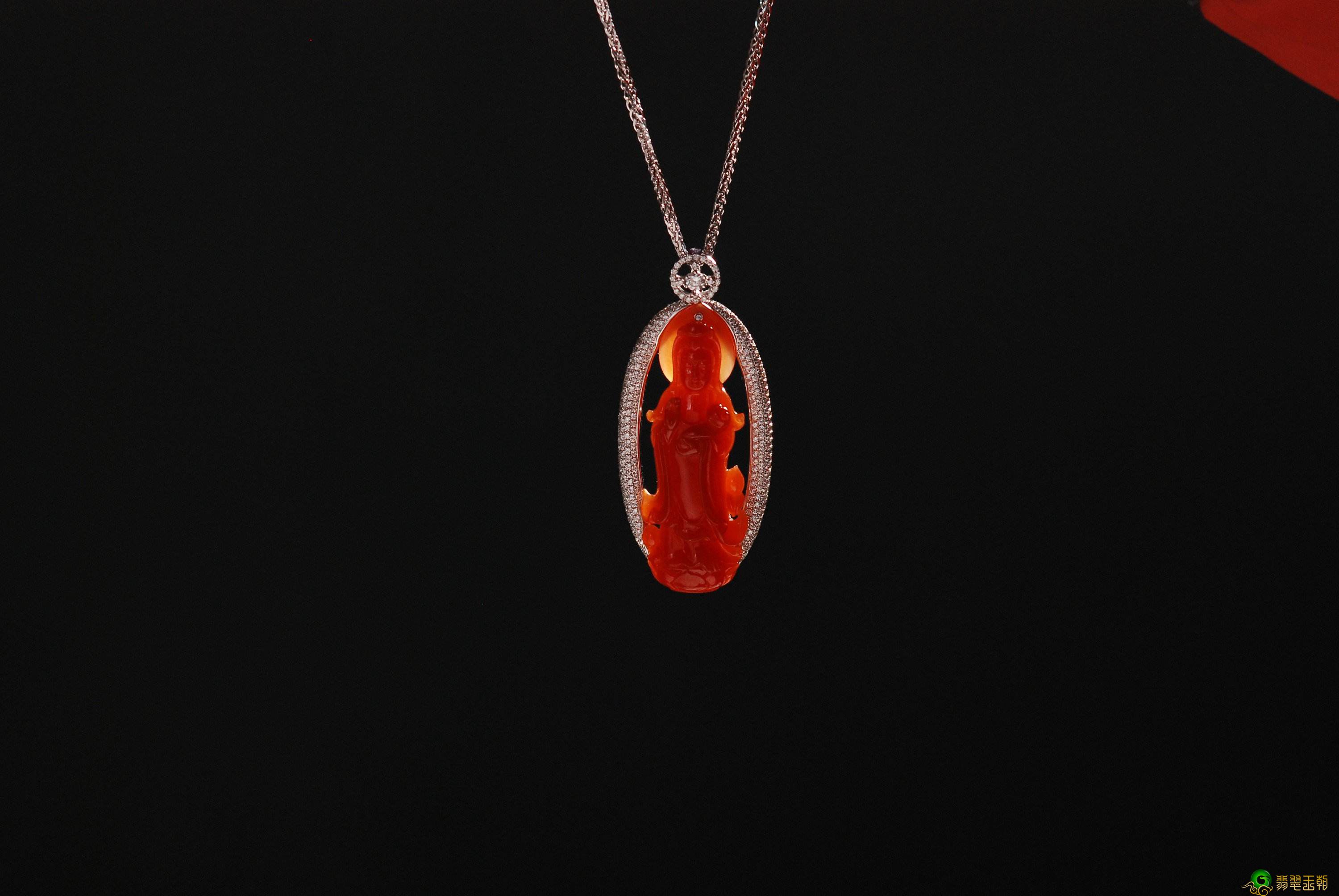 不会鉴定翡翠手镯的好坏怎么办，教你辨别好坏的办法   第2张