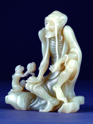 玉雕师默默的雕琢，让每一块玉石呈现其最大价值   第2张