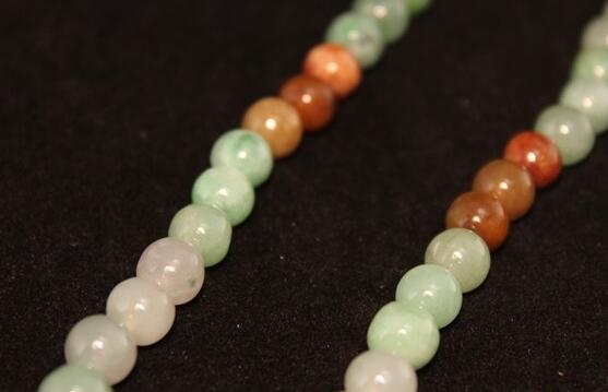 你认为紫翡翠和绿翡翠哪个更好 有答案的快说 第2张