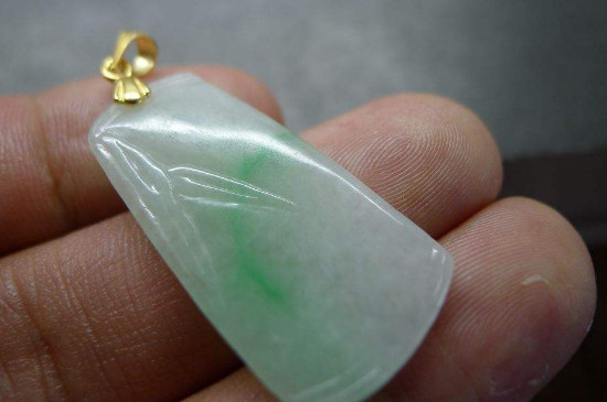 女人戴玉如意吊坠禁忌，女人佩戴玉如意的注意   第1张