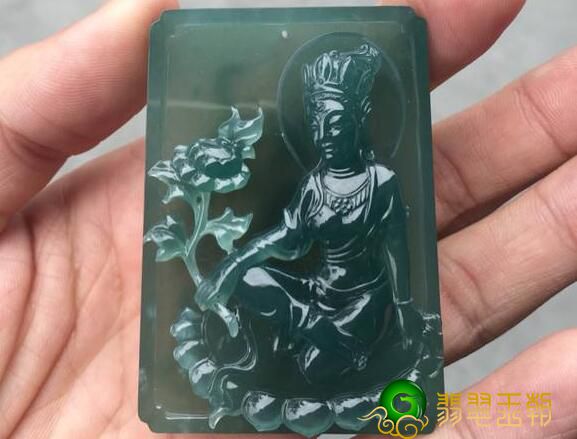 男性翡翠的样式和颜色有哪些？这种样式更合适男性配戴哦   第2张