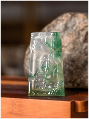 
                带你了解翡翠原石的甄别技巧
   第1张