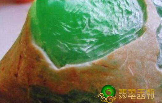 普遍翡翠翡翠赌石的皮壳类型 翡翠皮壳 