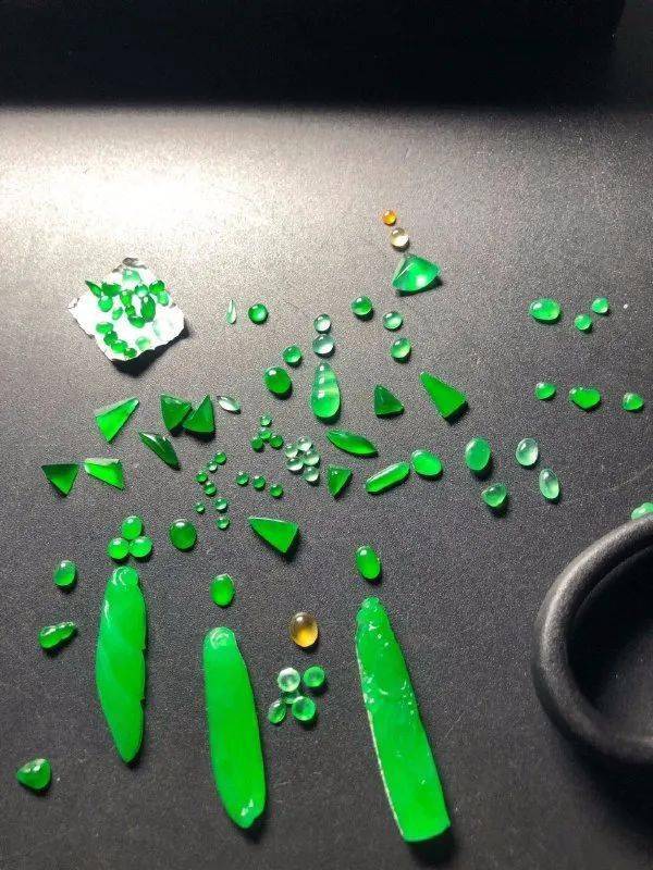 翡翠修为深不深，看着你了解多少？！！！   第2张