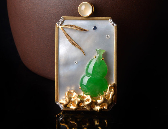 镶嵌翡翠到底封不封底好?封了底的镶嵌翡翠产品一定有猫腻吗? 第1张