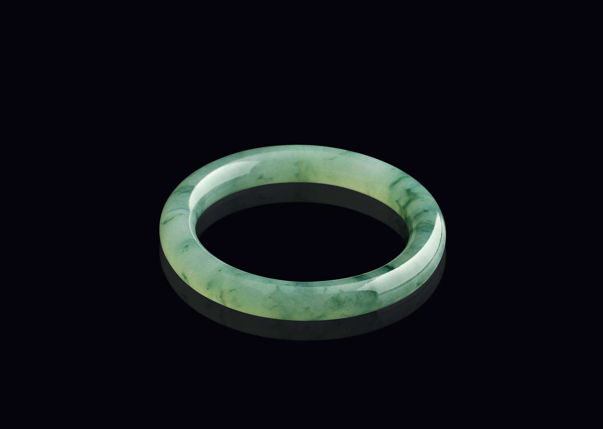 翡翠镯子如何挑？选择翡翠镯子要注意什么？   第2张