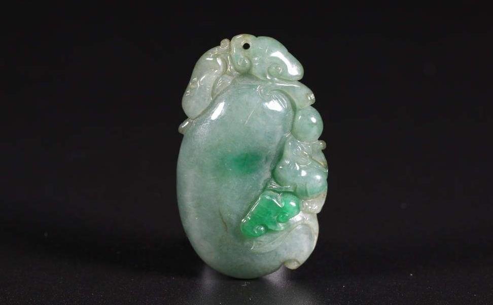 翡翠手雕喻意有什么？翡翠的十大手雕手艺都是啥？   第1张