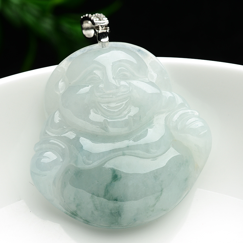 翡翠佛有哪些寓意？翡翠佛选择什么样的比较好   第2张