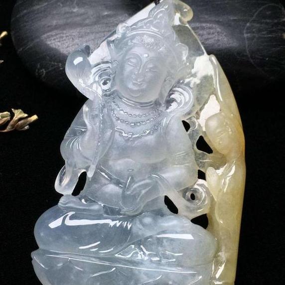 翡翠手雕价钱多少钱一件？翡翠手雕做工如何判断好坏   第2张