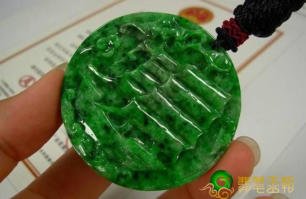 教你怎么才能的鉴别染色翡翠的方式 第1张