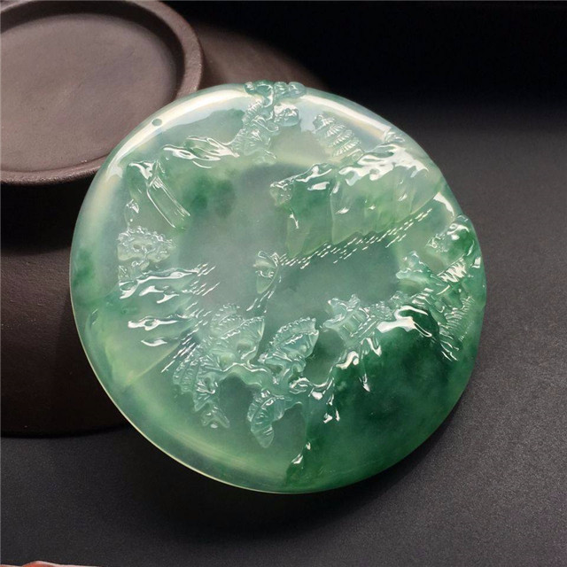 老翡翠手镯价格高吗？翡翠中的“老”跟你想象的不一样！   第2张