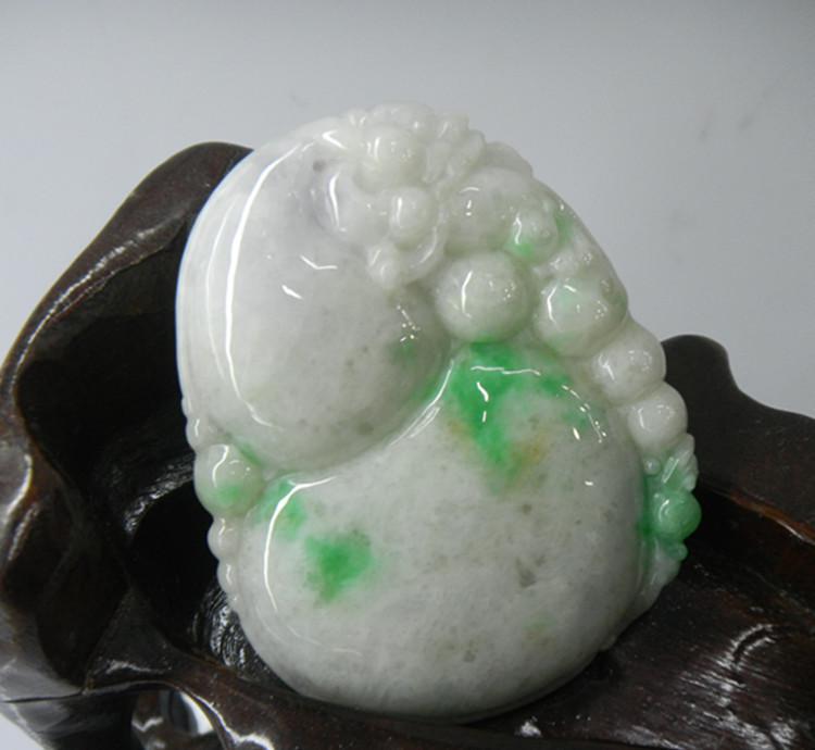 翡翠玉器批发市场哪里多 翡翠玉器批发市场靠谱吗   第1张