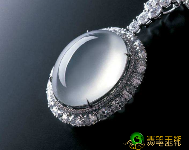 玻璃种翡翠和翡翠冰种翡翠的差别是啥 