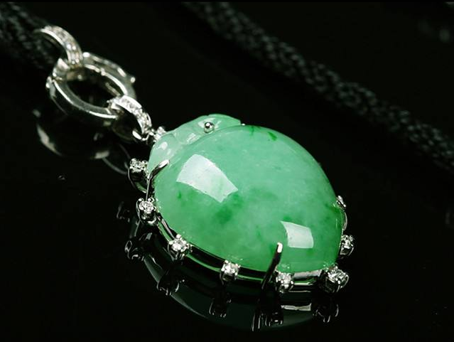 翡翠价格，翡翠是如何定价的?   第1张