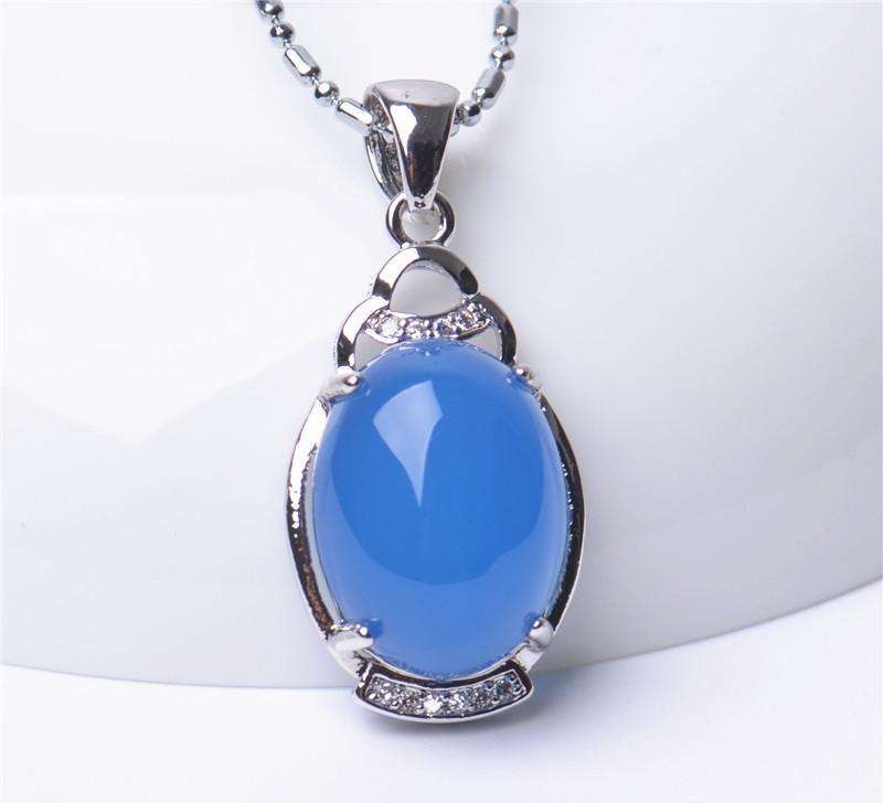 蓝色的玉石有哪些品种 如何鉴别真伪 