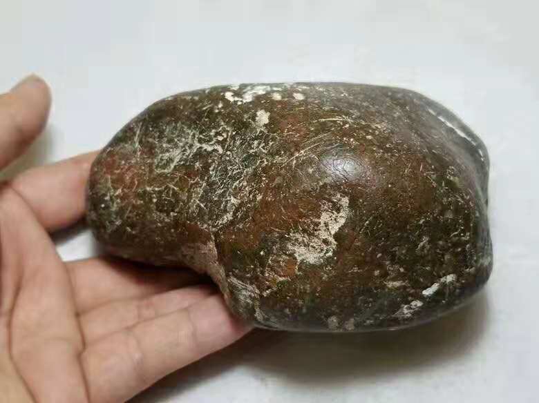 翡翠原石打灯看教程哪里有？打灯技巧是什么？   第2张