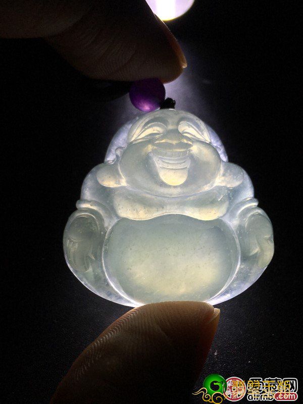 配戴翡翠玉佛的益处，翡翠玉佛的寓意是啥   第2张