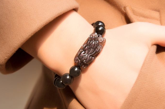 貔貅手链的佩戴方法及注意事项   第3张