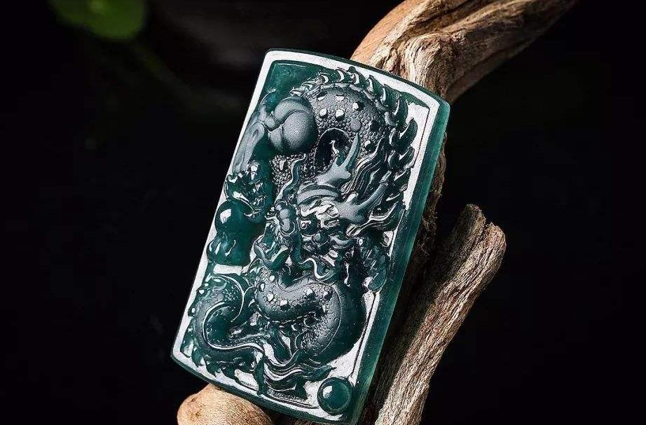 如何看待翡翠摆饰加工工艺优劣？翡翠加工工艺都有哪些？   第3张