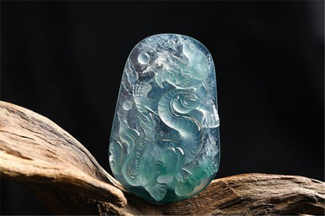 翡翠龙牌寓意你知道吗？我们一起来看看！   第2张