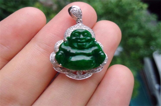 大日如来佛配戴能戴脖子上吗   第3张