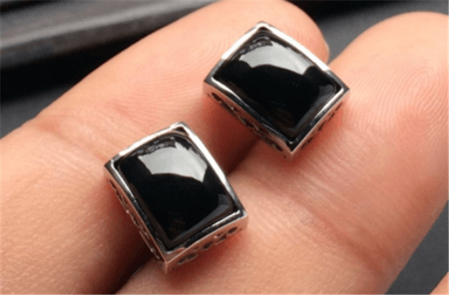 哪个地方的翡翠买起來划算？文中陪你防止招数!   第4张