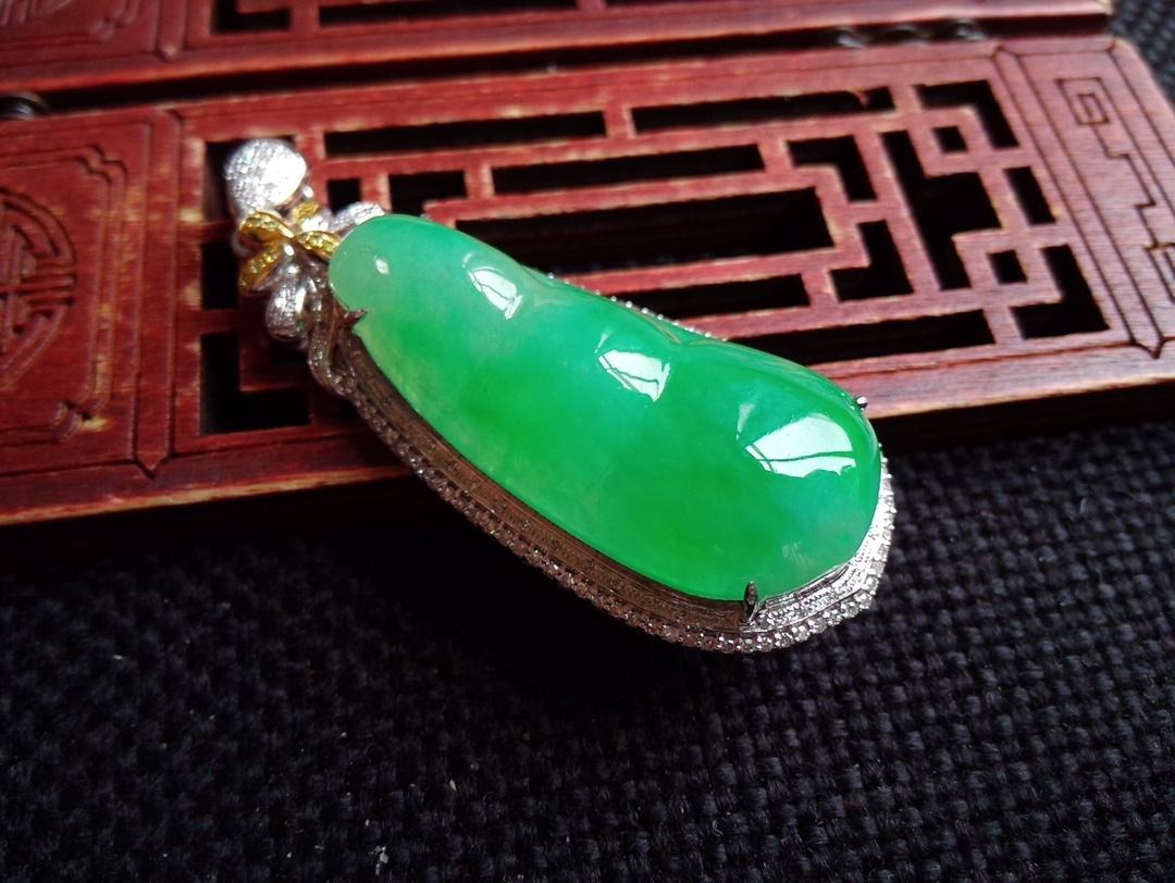 怎样开展翡翠手雕？翡翠手雕的手法都有哪些？   第1张