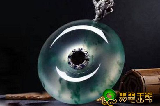 翡翠保养和注意事项，翡翠简单的保养方法 