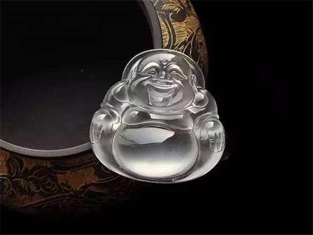 玻璃种翡翠价格多少？要了解物稀为贵！   第2张